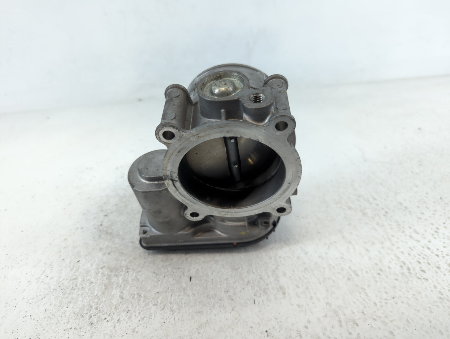 2013-2019 Ford Taurus Throttle Body P/N:AT4E-9F991-EJ 152024001814 Fits Fits 2011 2012 2013 2014 2015 2016 2017 2018 2019 OE