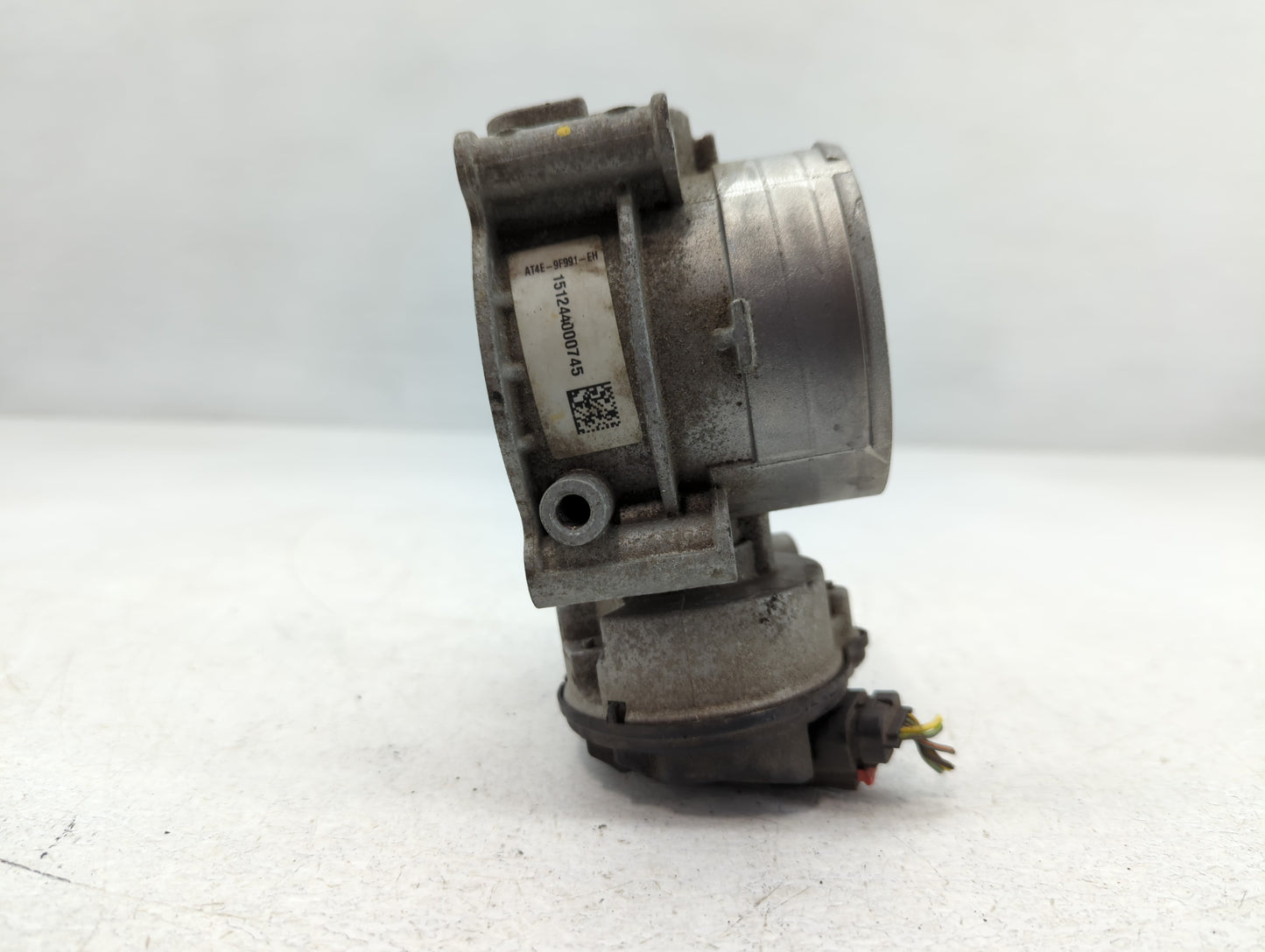 2013-2019 Ford Taurus Throttle Body P/N:AT4E-9F991-EH 151244000745 Fits Fits 2011 2012 2013 2014 2015 2016 2017 2018 2019 OE