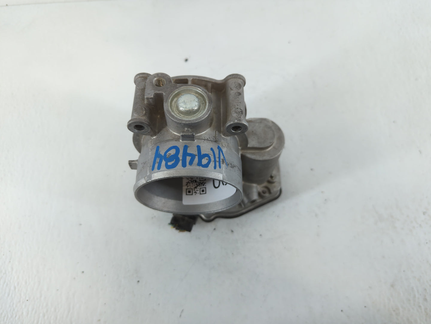 2013-2019 Ford Taurus Throttle Body P/N:150694004915 AT4E-9F991-EH Fits Fits 2011 2012 2013 2014 2015 2016 2017 2018 2019 OE