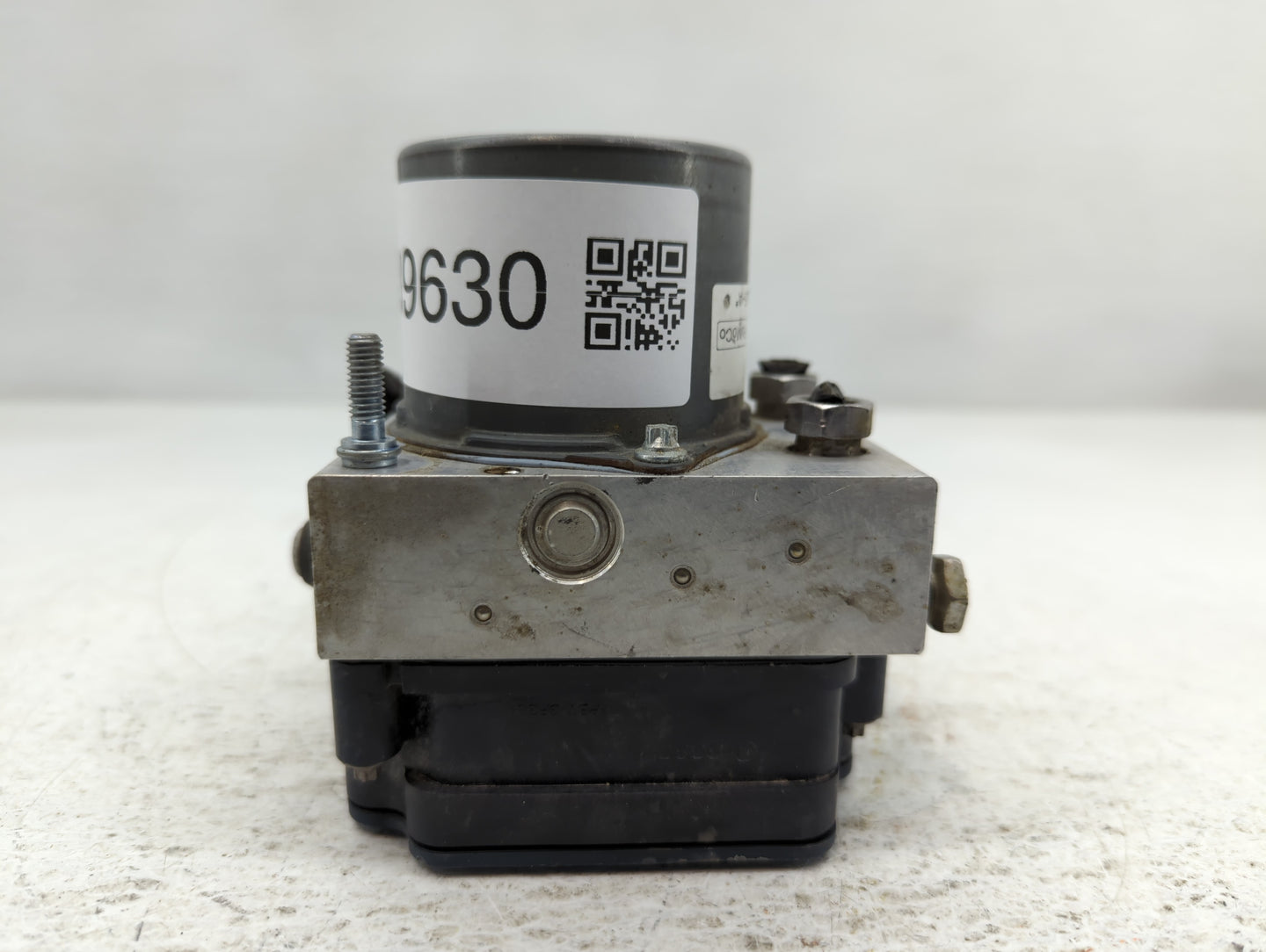 2014-2019 Ford Taurus ABS Pump Control Module Replacement P/N:FG13-2C405-A Fits Fits 2014 2015 2016 2017 2018 2019 OEM Used 