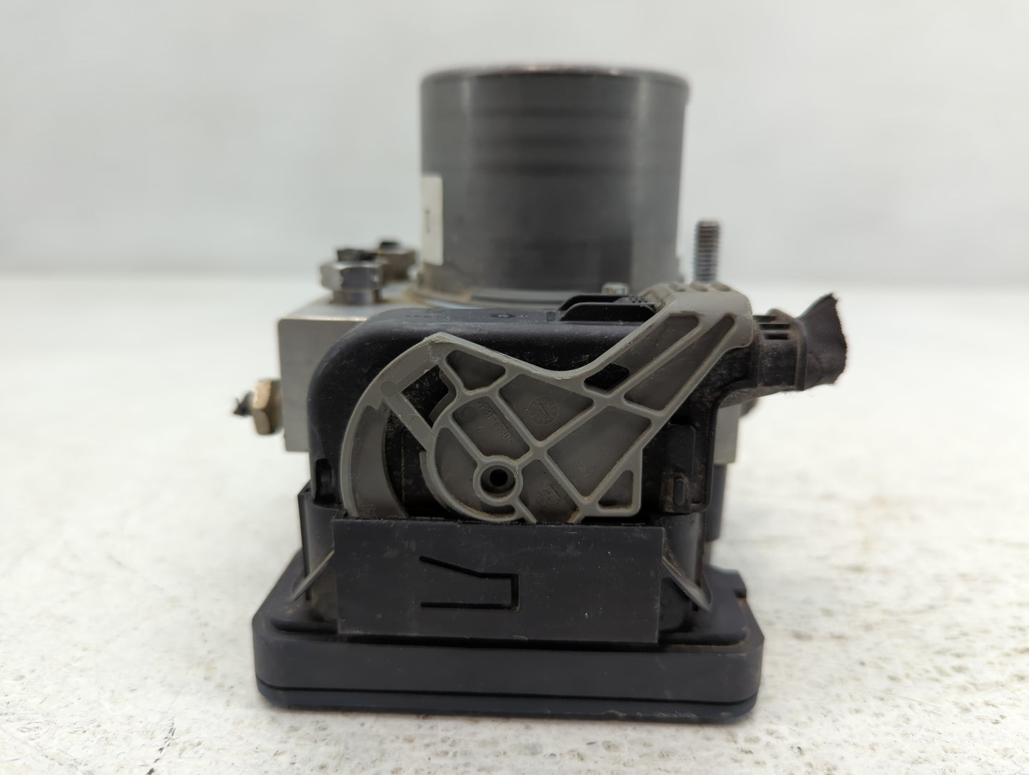 2014-2019 Ford Taurus ABS Pump Control Module Replacement P/N:FG13-2C405-A Fits Fits 2014 2015 2016 2017 2018 2019 OEM Used 