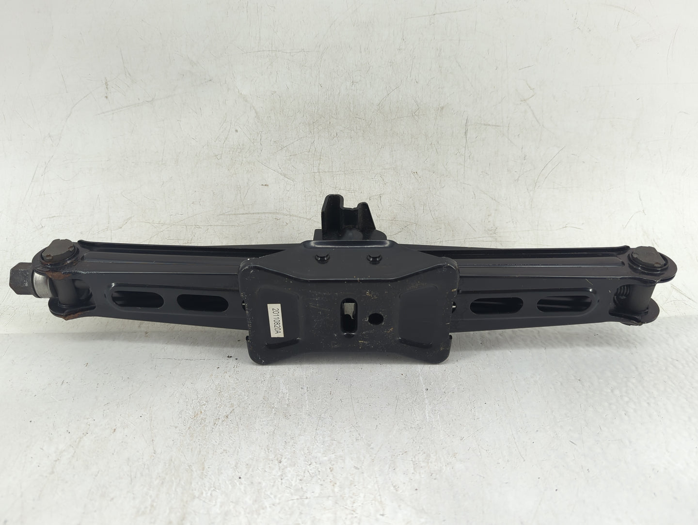 2015 Ford Taurus Spare Scissor Car Jack Black - Oemusedautoparts1.com
