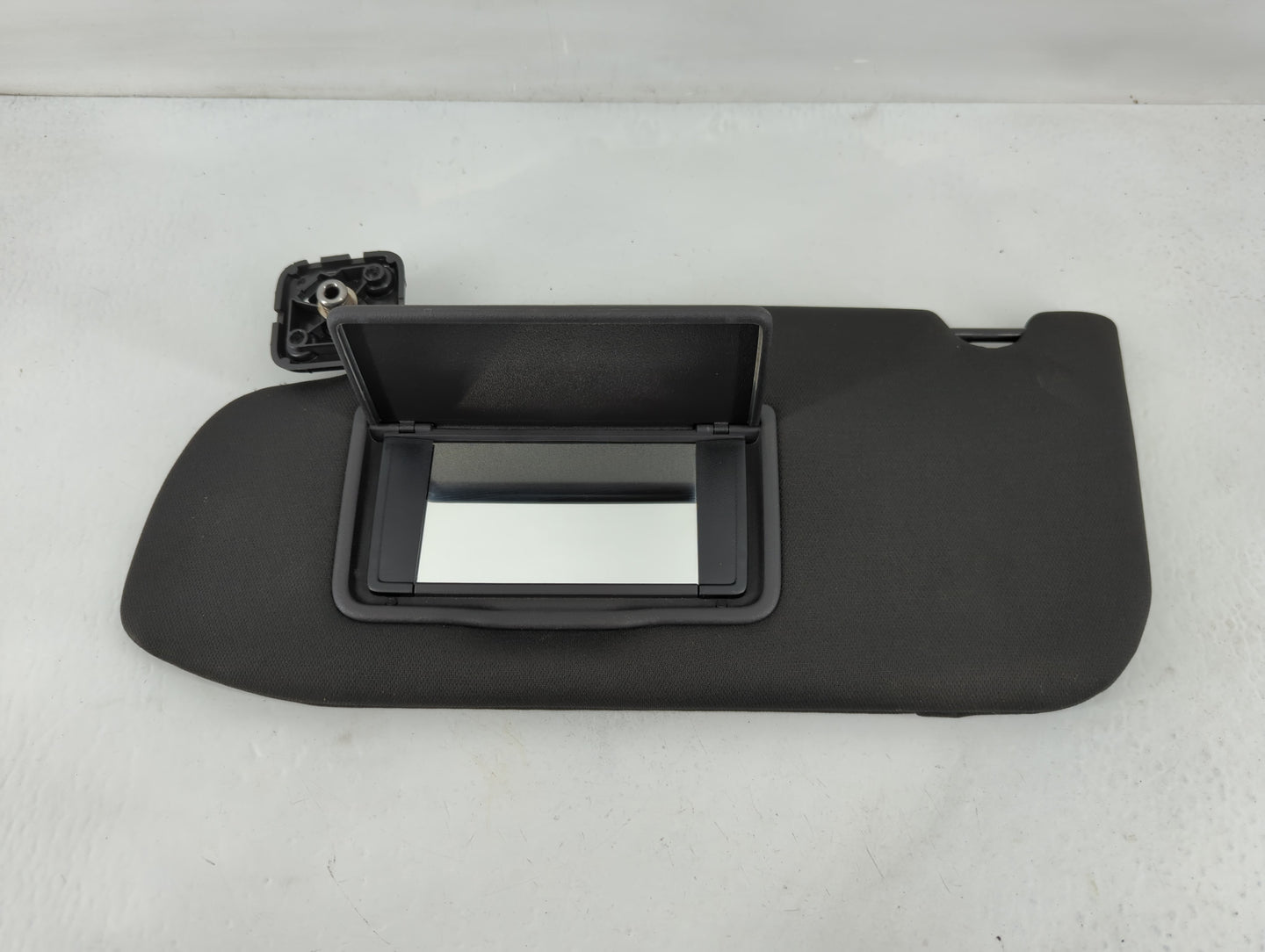 2013-2019 Ford Taurus Sun Visor Shade Replacement Driver Left Mirror Fits Fits 2013 2014 2015 2016 2017 2018 2019 OEM Used A