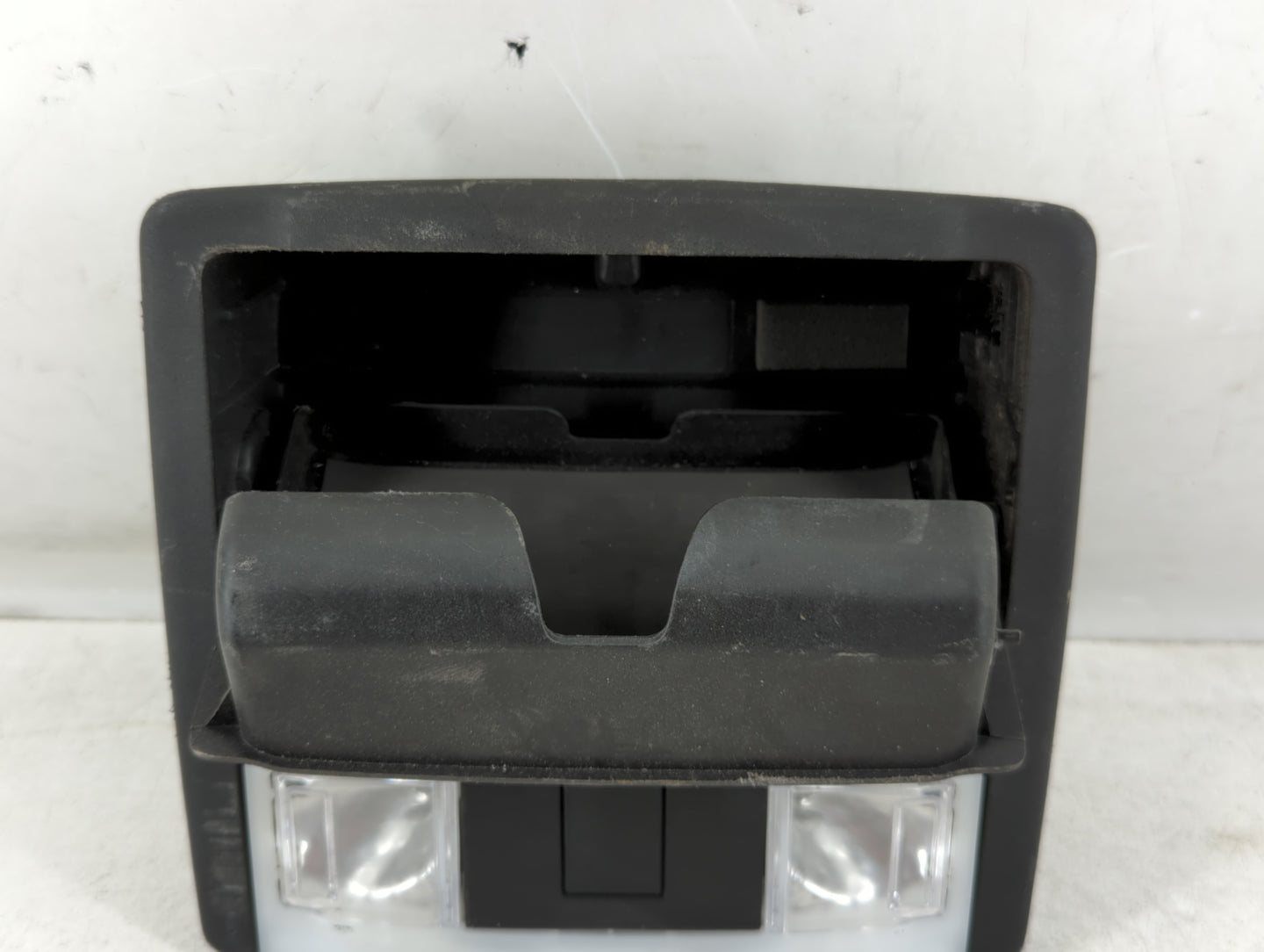 2013-2019 Ford Taurus Overhead Roof Console Interior Dome Light - Oemusedautoparts1.com