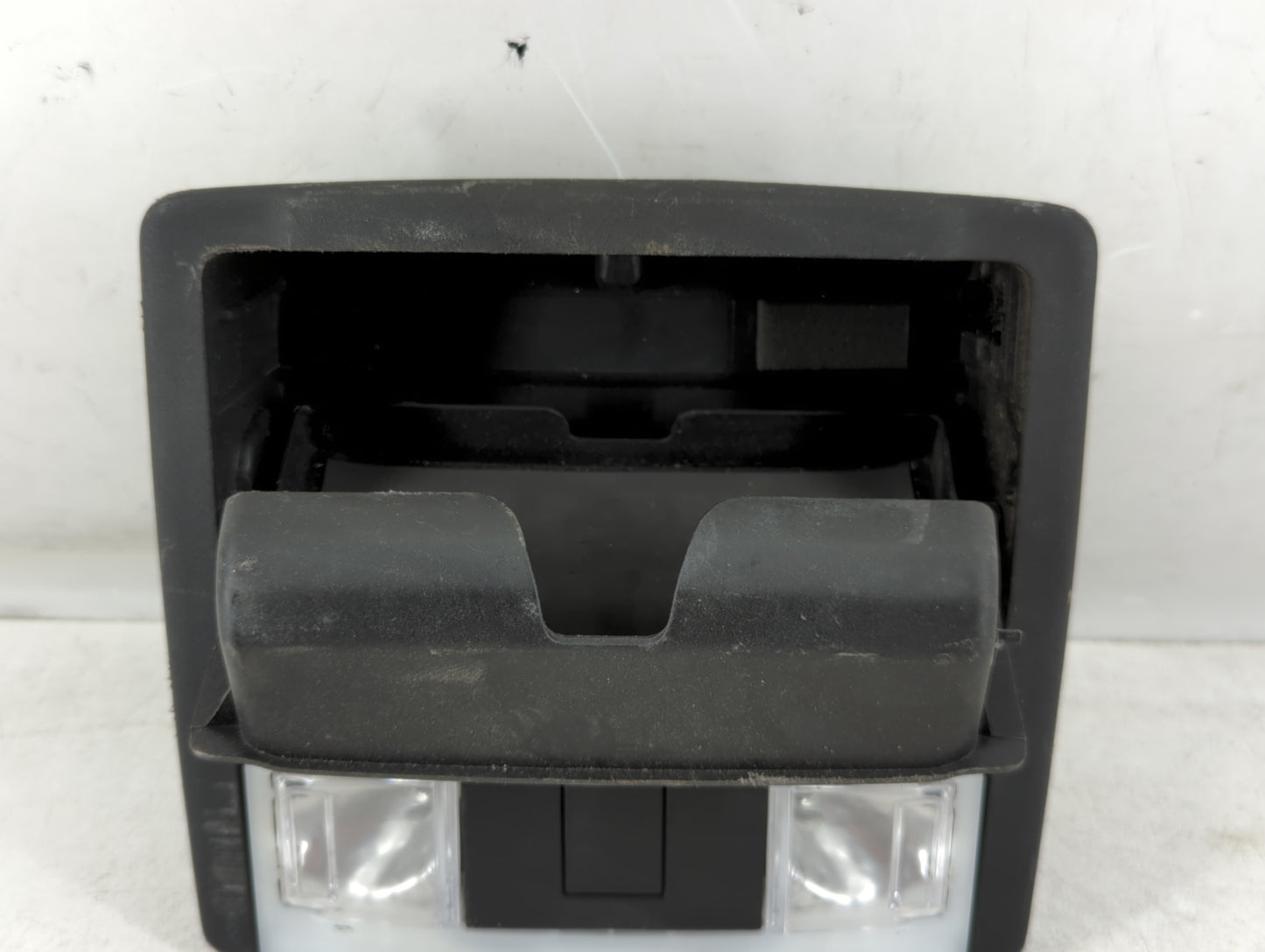 2013-2019 Ford Taurus Overhead Roof Console Interior Dome Light - Oemusedautoparts1.com