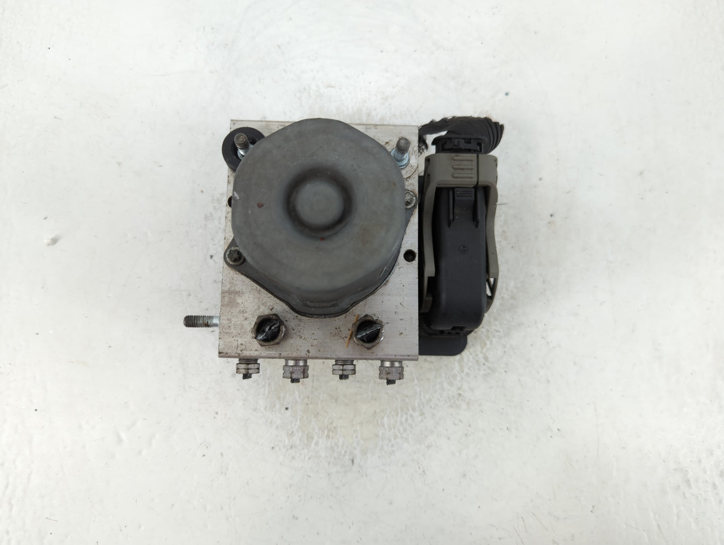 2015-2019 Ford Transit-250 ABS Pump Control Module Replacement P/N:CK4T-2C405-AF Fits Fits 2015 2016 2017 2018 2019 OEM Used