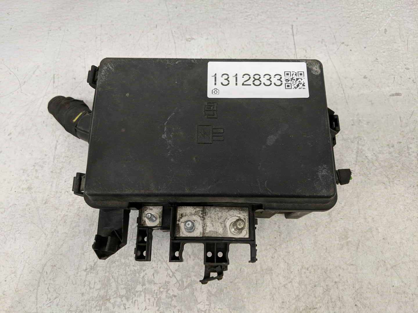 2015 Ford Transit-250 Fusebox Fuse Box Panel Relay Module P/N:7254-7478-30 BK2T-14A175-AA Fits OEM Used Auto Parts - Oemused