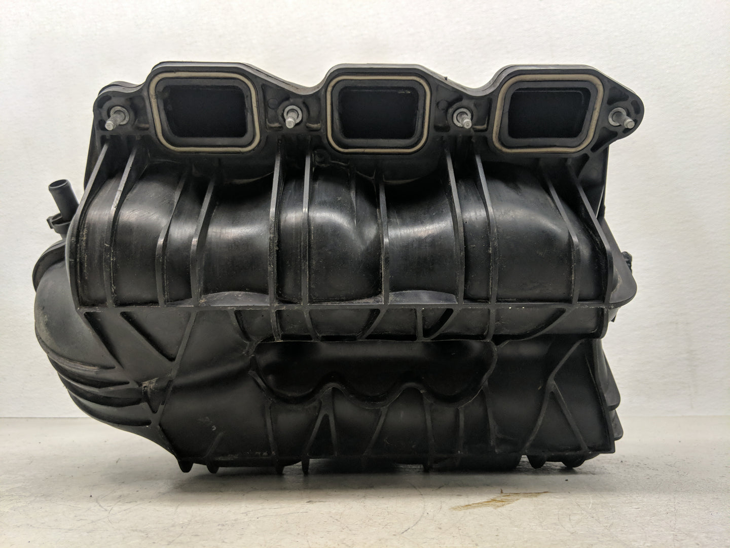 2015 Ford Transit-250 Air Intake Manifold Fits Fits 2011 2012 2013 2014 OEM Used Auto Parts - Oemusedautoparts1.com