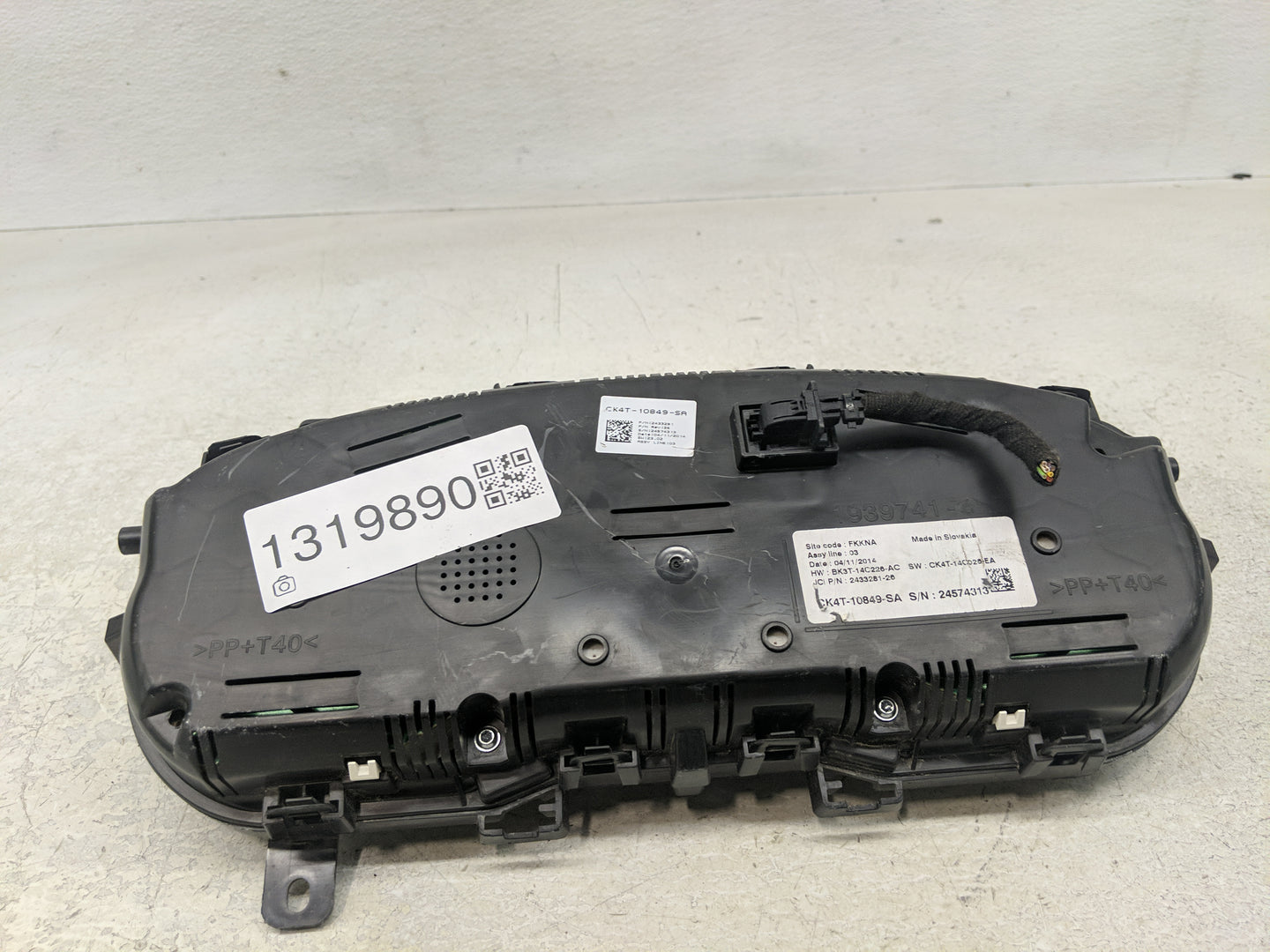 2015-2016 Ford Transit-250 Instrument Cluster Speedometer Gauges P/N:CK4T-10849-SA Fits Fits 2015 2016 OEM Used Auto Parts -