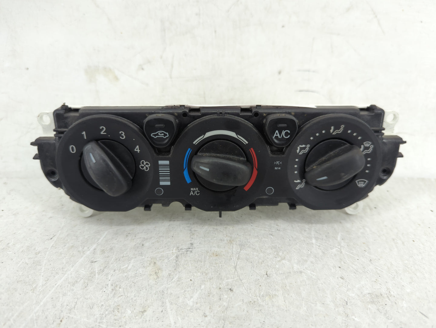 2015-2019 Ford Transit-250 Climate Control Module Temperature AC/Heater Replacement P/N:CK4T19980AC Fits OEM Used Auto Parts