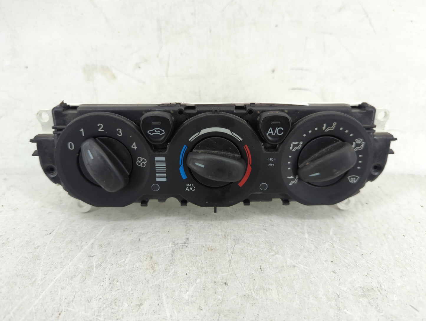 2015-2019 Ford Transit-250 Climate Control Module Temperature AC/Heater Replacement P/N:CK4T19980AC Fits OEM Used Auto Parts
