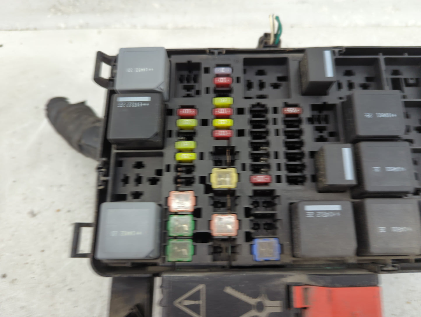 2015 Ford Transit-250 Fusebox Fuse Box Panel Relay Module P/N:7254-7478-30 BK2T-14A175-AA Fits OEM Used Auto Parts - Oemused