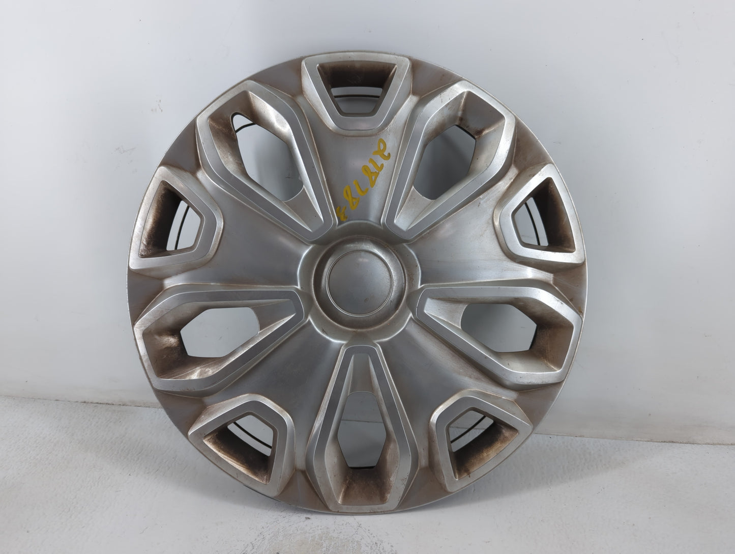 2015 Ford Transit-250 Driver Front Wheel Hub Oem - Oemusedautoparts1.com