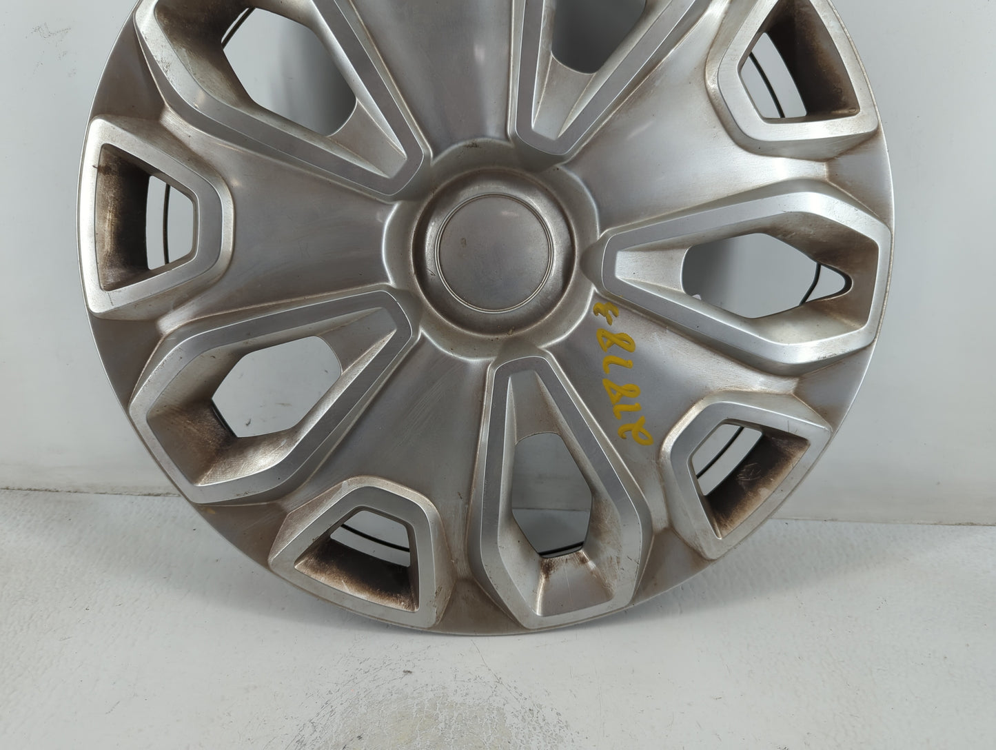 2015 Ford Transit-250 Driver Front Wheel Hub Oem - Oemusedautoparts1.com
