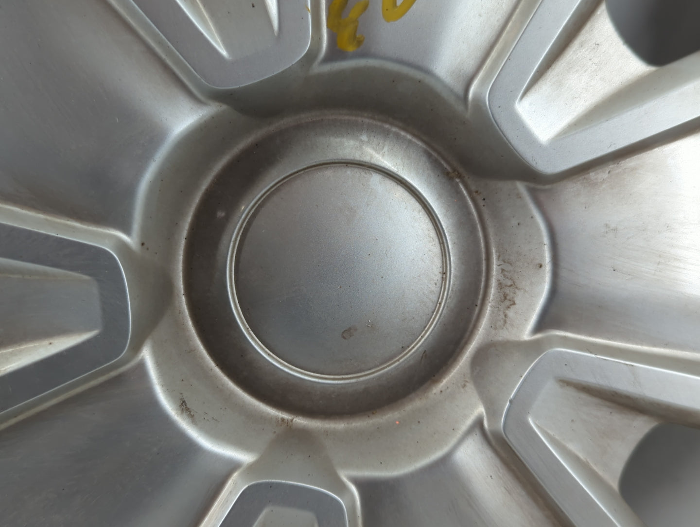 2015 Ford Transit-250 Driver Front Wheel Hub Oem - Oemusedautoparts1.com