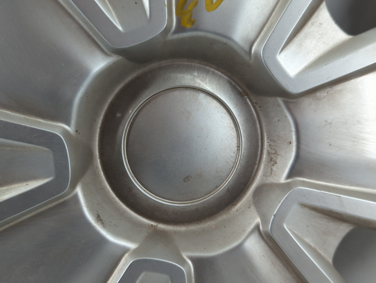 2015 Ford Transit-250 Driver Front Wheel Hub Oem - Oemusedautoparts1.com