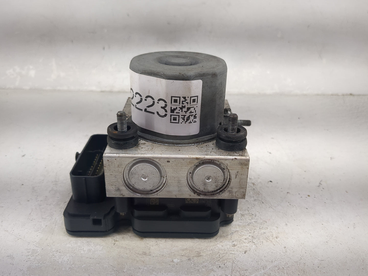 2015-2019 Ford Transit-350 ABS Pump Control Module Replacement P/N:EK41-2C405-AA 269538 Fits Fits 2015 2016 2017 2018 2019 O