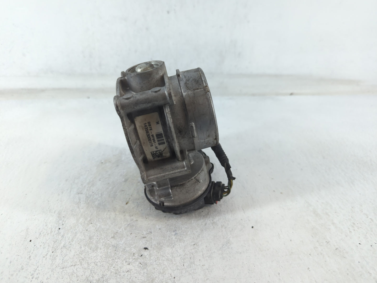 2014-2021 Ford Transit Throttle Body P/N:DS7E-9F991-AF Fits Fits 2013 2014 2015 2016 2017 2018 2019 2020 2021 2022 OEM Used 