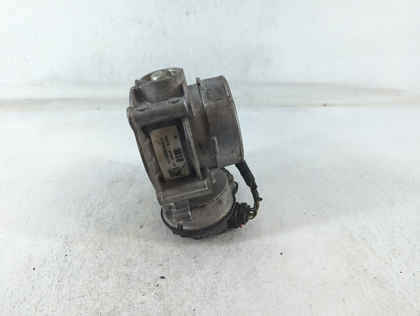 2014-2021 Ford Transit Throttle Body P/N:DS7E-9F991-AF Fits Fits 2013 2014 2015 2016 2017 2018 2019 2020 2021 2022 OEM Used 