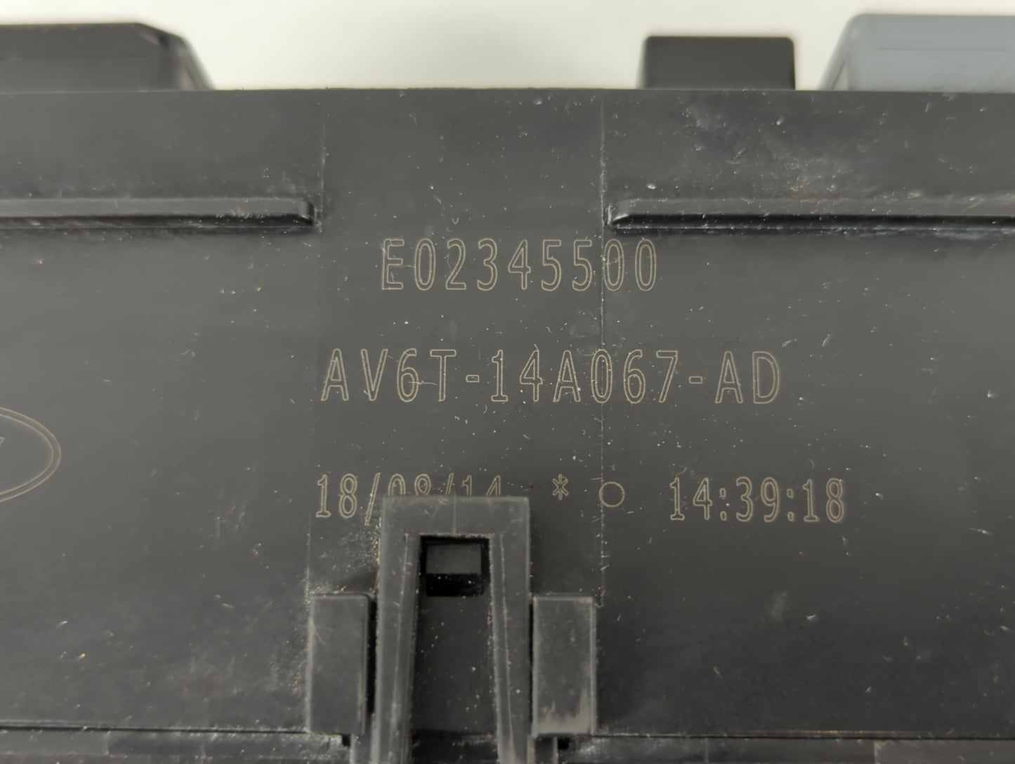 2014-2015 Ford Transit Fusebox Fuse Box Panel Relay Module P/N:AV6T-14A142-AB Fits Fits 2014 2015 OEM Used Auto Parts - Oemu