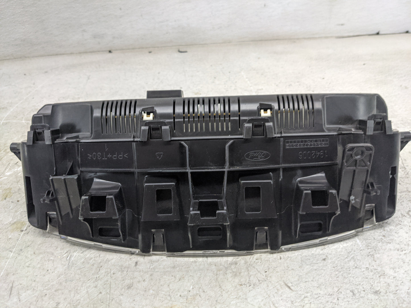 2015 Ford Transit 150 Instrument Cluster Speedometer Gauges P/N:CK4T-10849-BH BK3T-14C226-DC, CK4T-14C029-HA Miles: Fits Fit