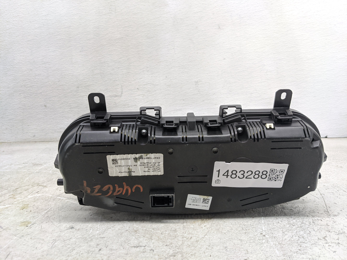 2015 Ford Transit 150 Instrument Cluster Speedometer Gauges P/N:CK4T-10849-BH BK3T-14C226-DC, CK4T-14C029-HA Miles: Fits Fit