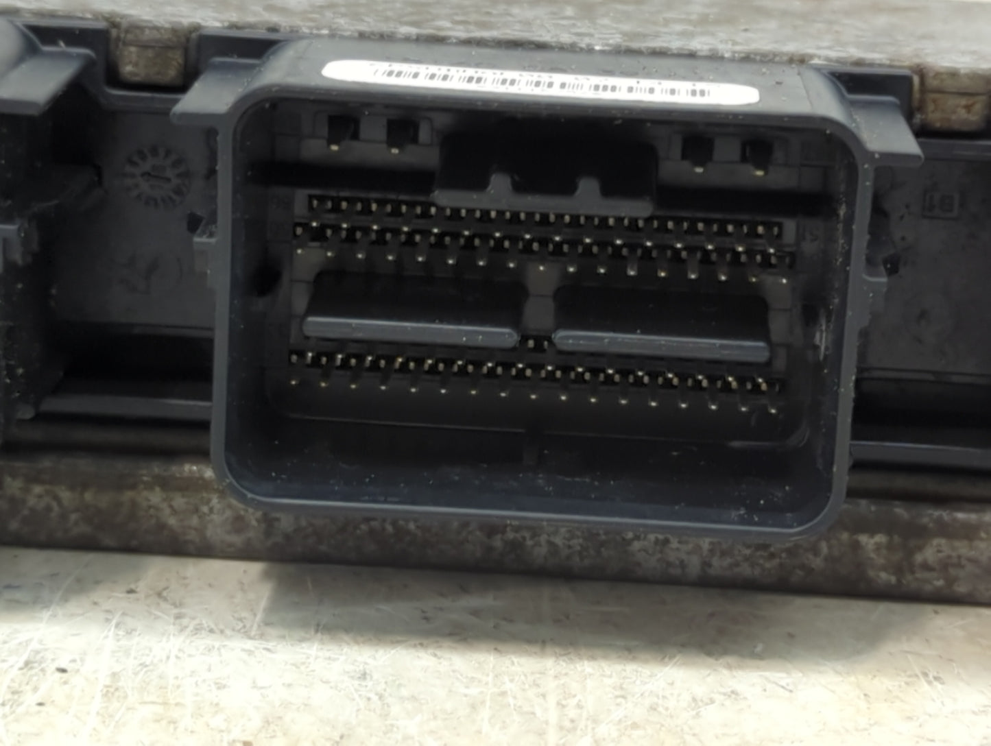 2015 Ford Transit 250 PCM Engine Control Computer ECU ECM PCU OEM P/N:FK4A-12A650-JA DK4A-12B684-BA Fits OEM Used Auto Parts