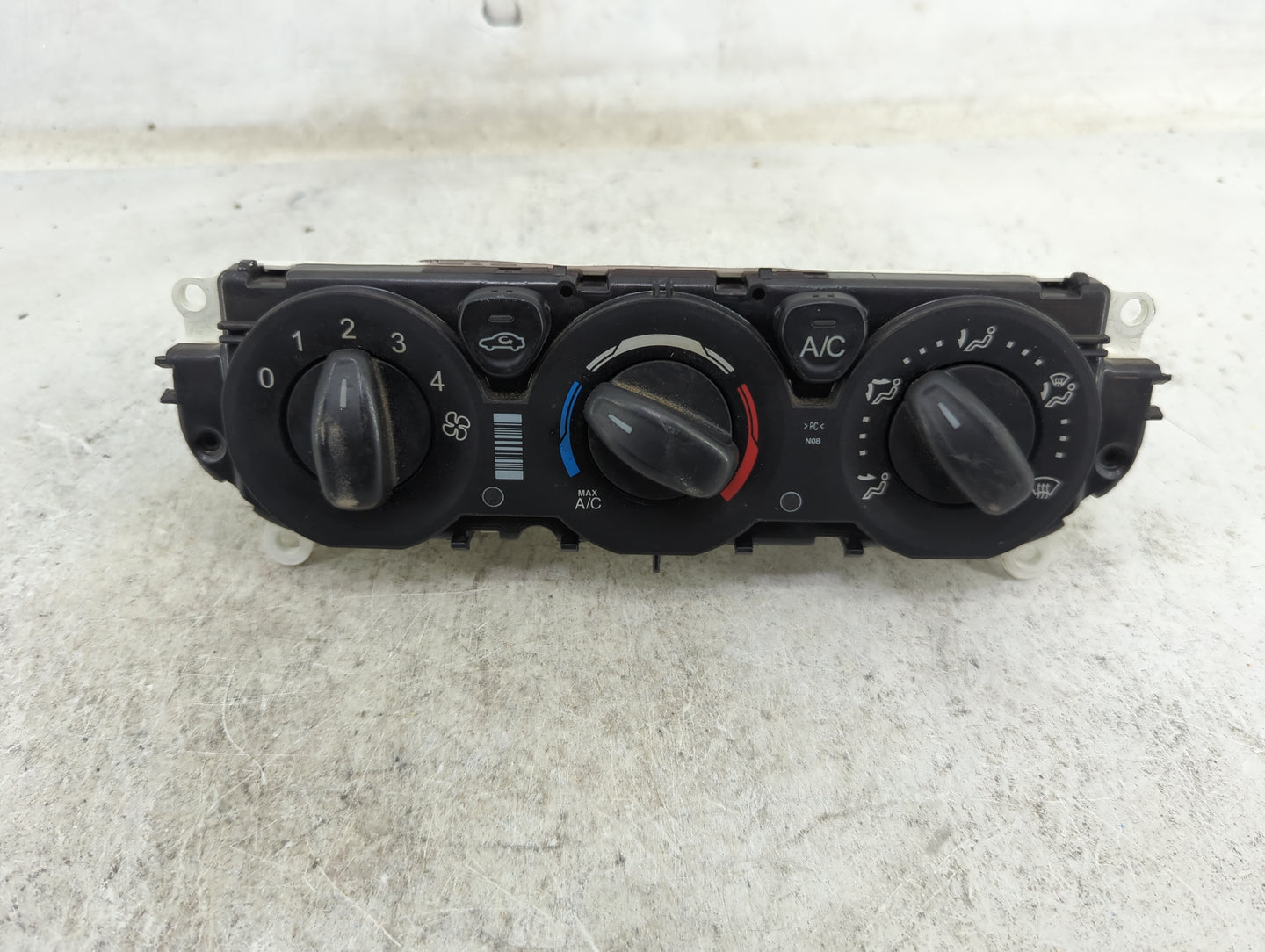 2015 Ford Transit 250 Climate Control Module Temperature AC/Heater Replacement Fits Fits 2016 2017 2018 2019 OEM Used Auto P