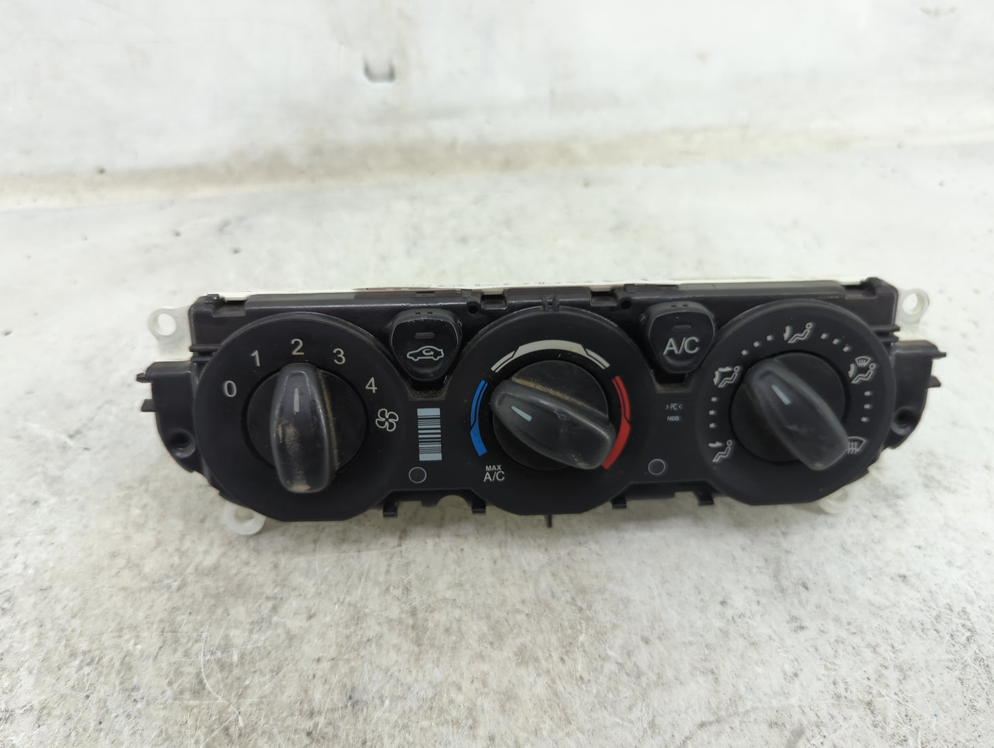 2015 Ford Transit 250 Climate Control Module Temperature AC/Heater Replacement Fits Fits 2016 2017 2018 2019 OEM Used Auto P