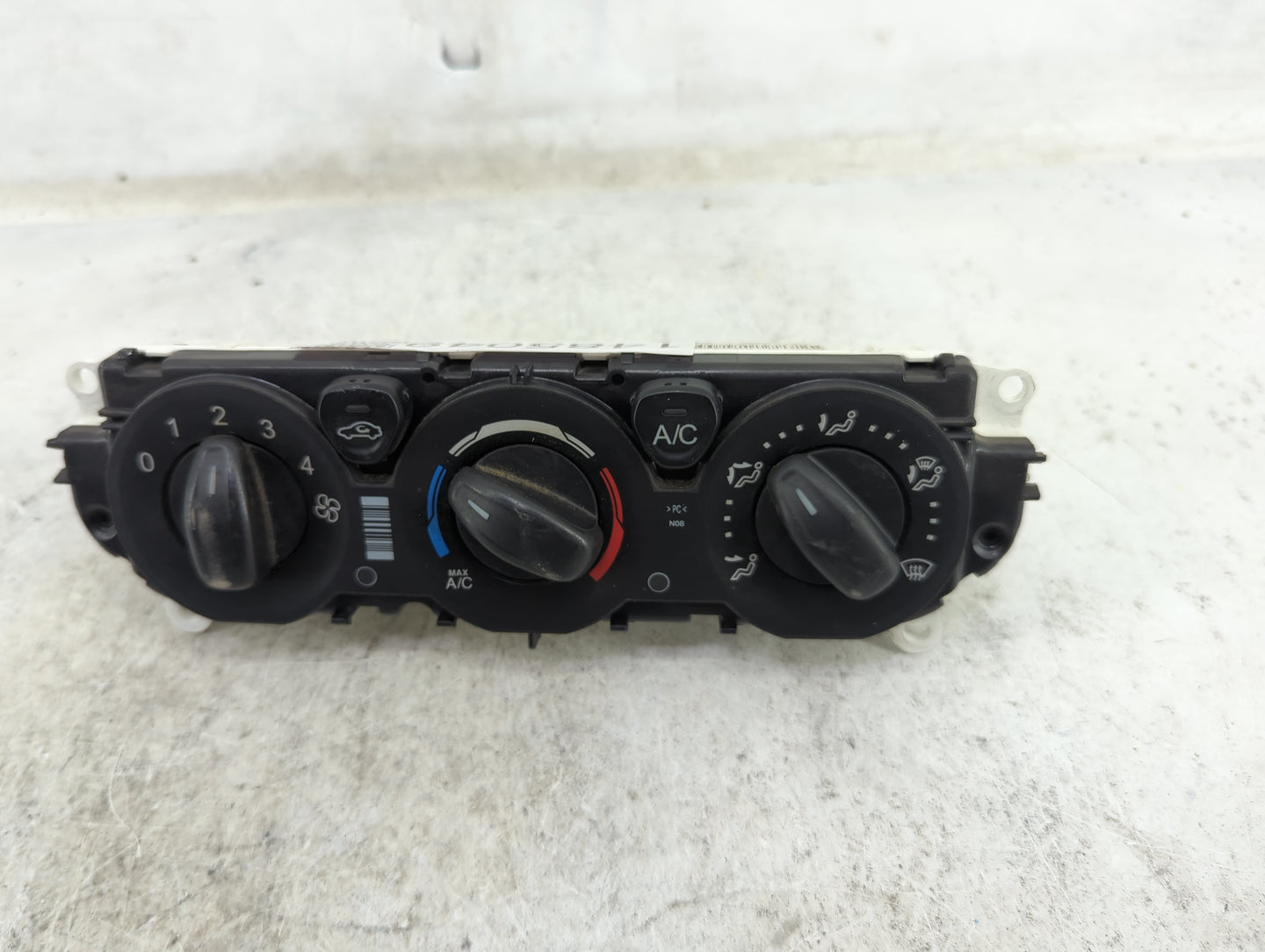 2015 Ford Transit 250 Climate Control Module Temperature AC/Heater Replacement Fits Fits 2016 2017 2018 2019 OEM Used Auto P