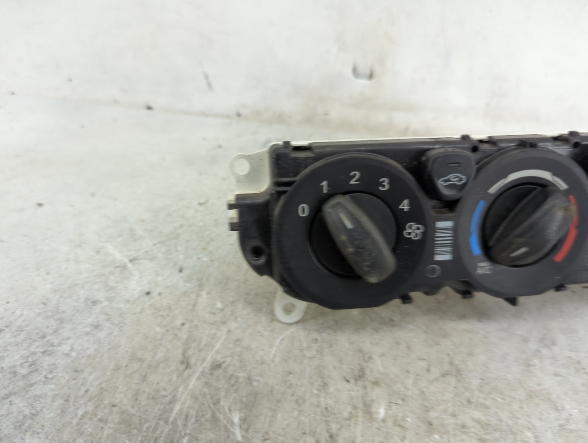 2015 Ford Transit 250 Climate Control Module Temperature AC/Heater Replacement Fits Fits 2016 2017 2018 2019 OEM Used Auto P