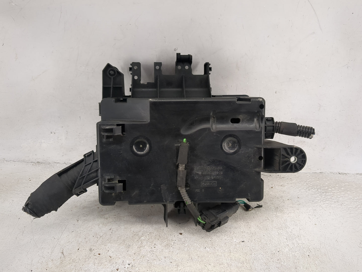 2015 Ford Transit 250 Fusebox Fuse Box Panel Relay Module P/N:BK2T-14A175-AA 7254-7478-30 Fits OEM Used Auto Parts - Oemused