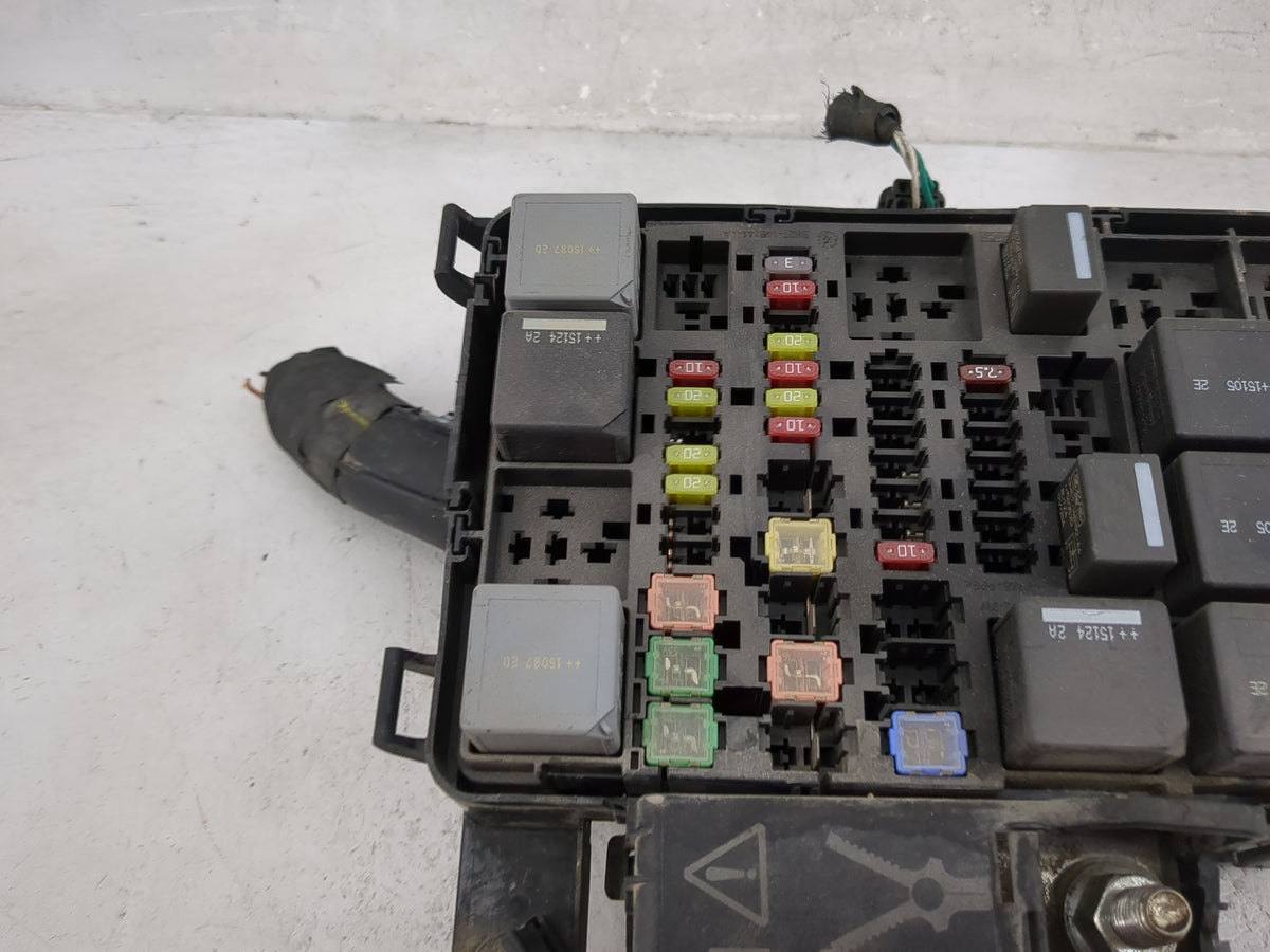 2015 Ford Transit 250 Fusebox Fuse Box Panel Relay Module P/N:BK2T-14A175-AA 7254-7478-30 Fits OEM Used Auto Parts - Oemused
