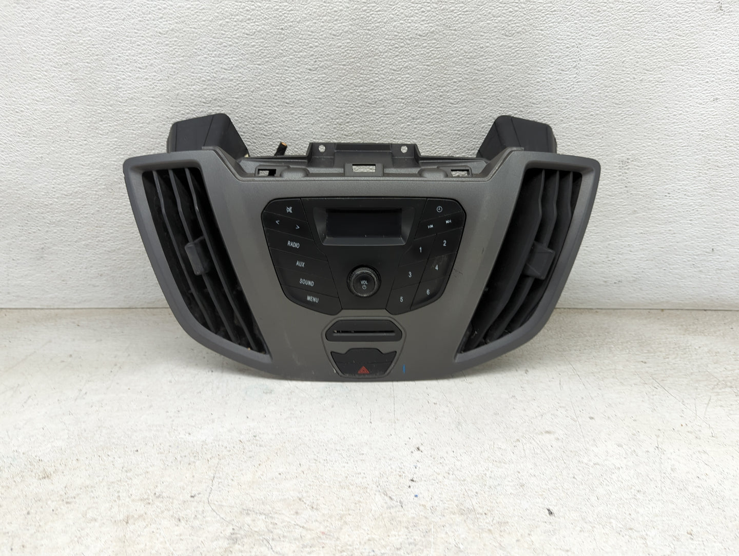 2015 Ford Transit 350 Radio Control Panel - Oemusedautoparts1.com