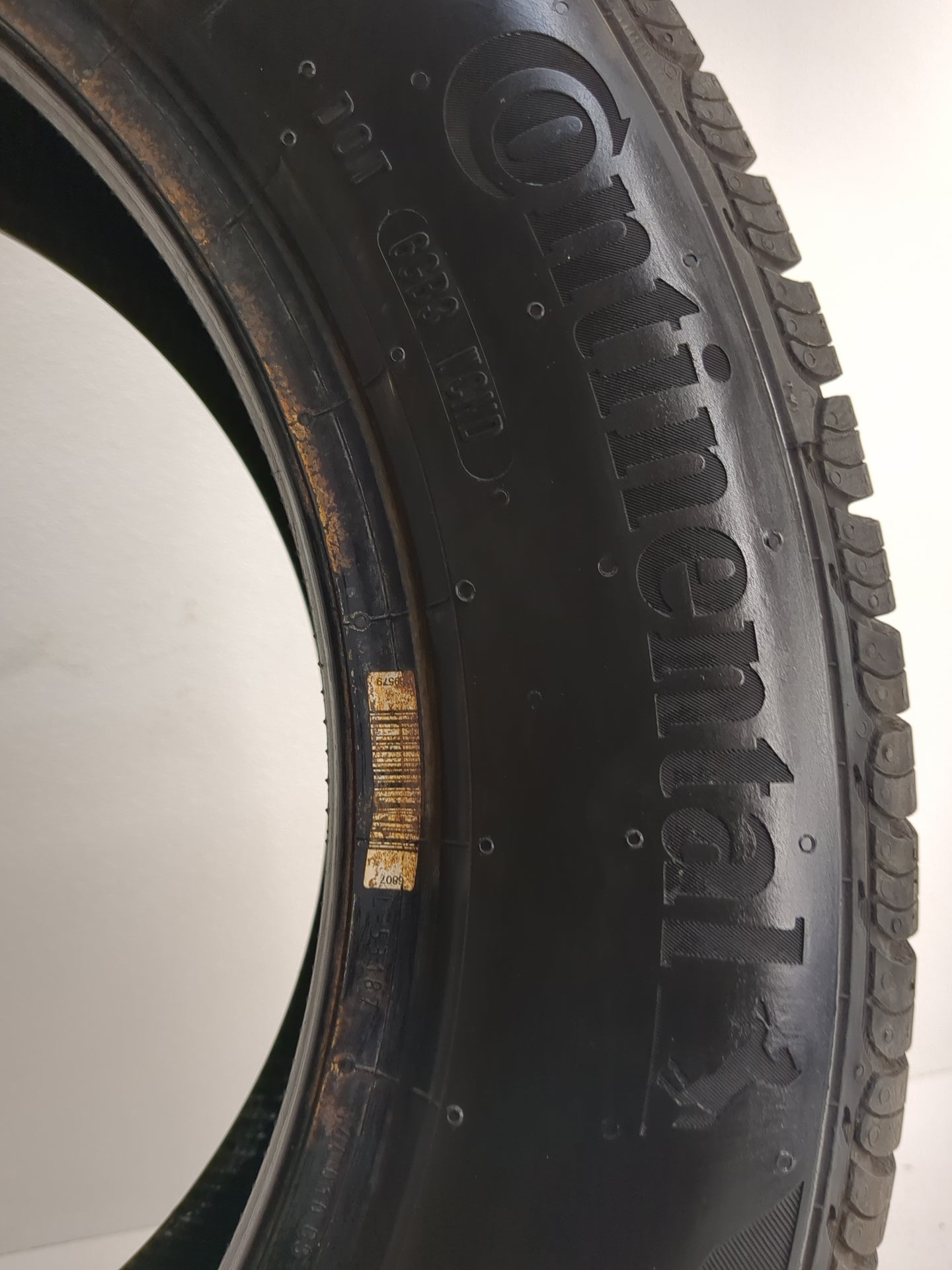 Used Tire 215/55R16 CONTINENTAL CONTROL CONTACT TOUR A/S PLUS 97H - 7.5/32 - Oemusedautoparts1.com
