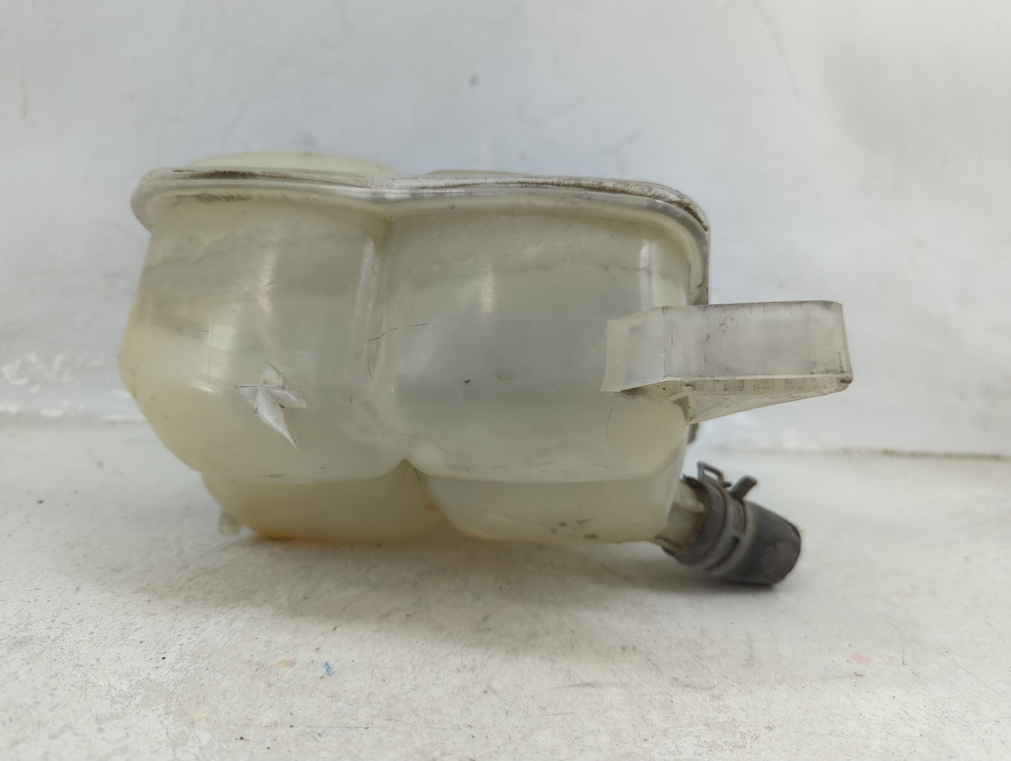 2014 Transit Connect Radiator Coolant Overflow Expansion Tank Bottle - Oemusedautoparts1.com