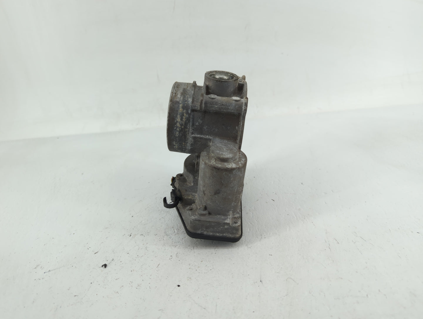 2014-2021 Ford Transit Connect Throttle Body P/N:DS7E-9F991-AH DS7E-9F991-AG Fits OEM Used Auto Parts - Oemusedautoparts1.co