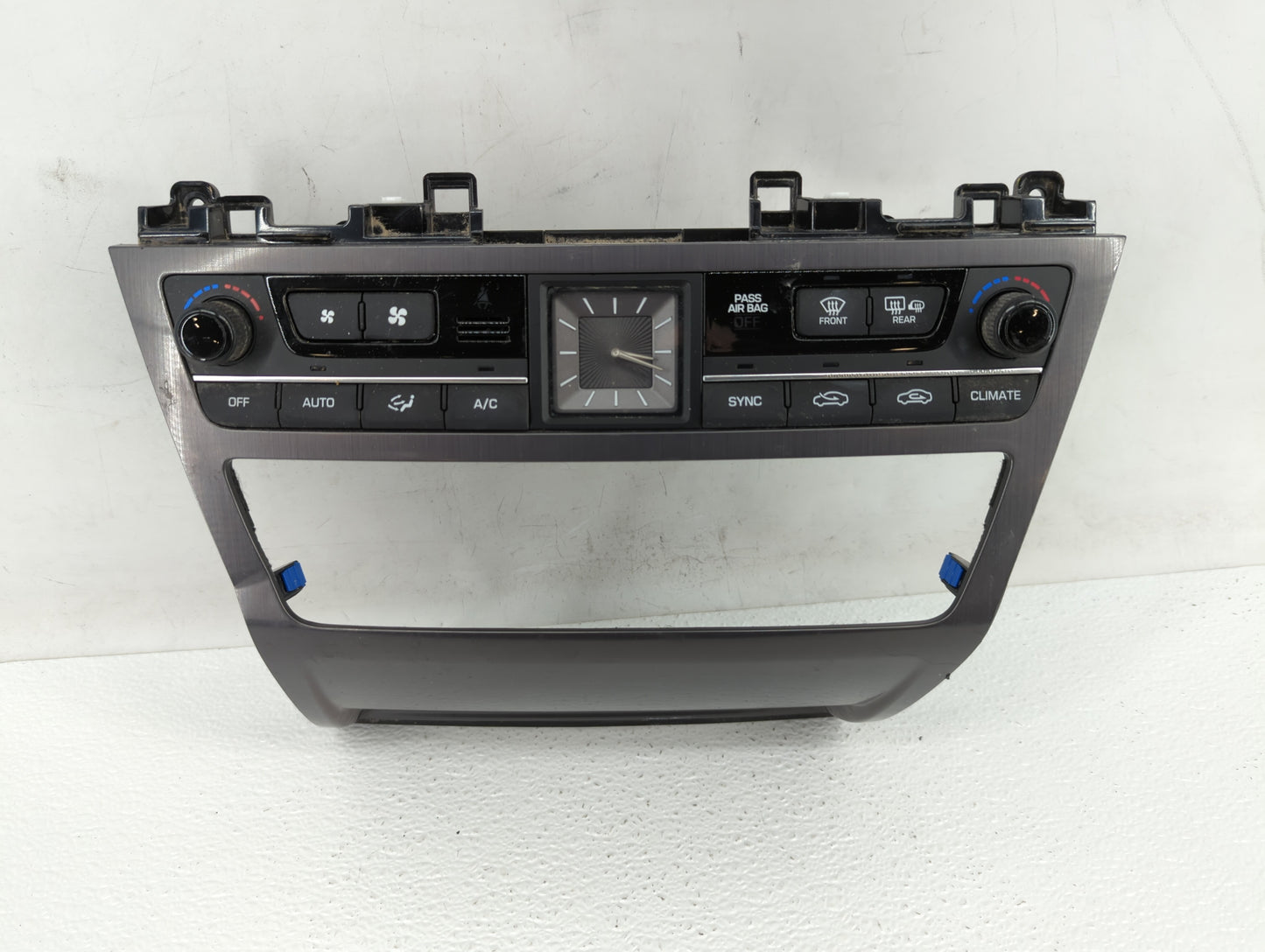 2017 Genesis G80 Climate Control Module Temperature AC/Heater Replacement P/N:84740-B1000 97250-B1XXX Fits Fits 2015 2016 OE