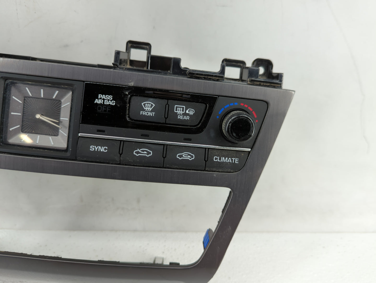 2017 Genesis G80 Climate Control Module Temperature AC/Heater Replacement P/N:84740-B1000 97250-B1XXX Fits Fits 2015 2016 OE