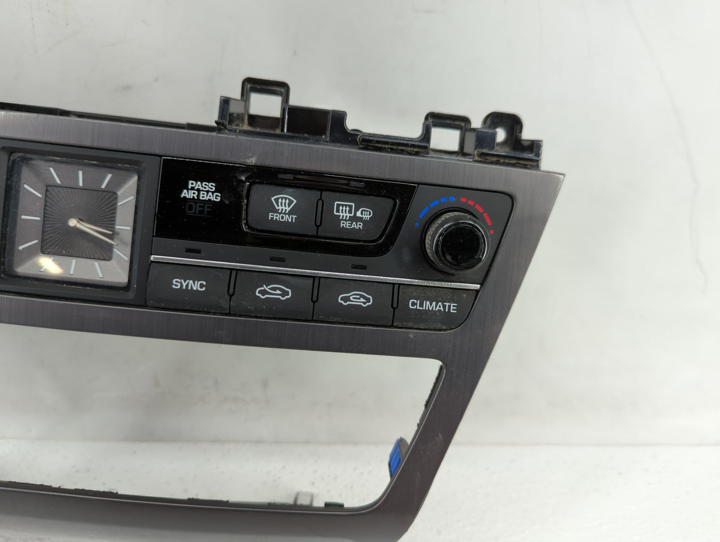 2017 Genesis G80 Climate Control Module Temperature AC/Heater Replacement P/N:84740-B1000 97250-B1XXX Fits Fits 2015 2016 OE