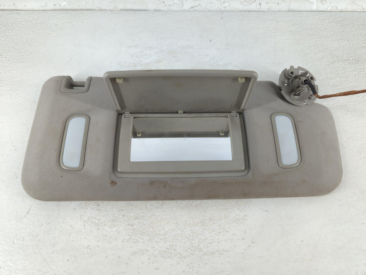 2007-2017 Gmc Acadia Sun Visor Shade Replacement Passenger Right Mirror Fits OEM Used Auto Parts - Oemusedautoparts1.com