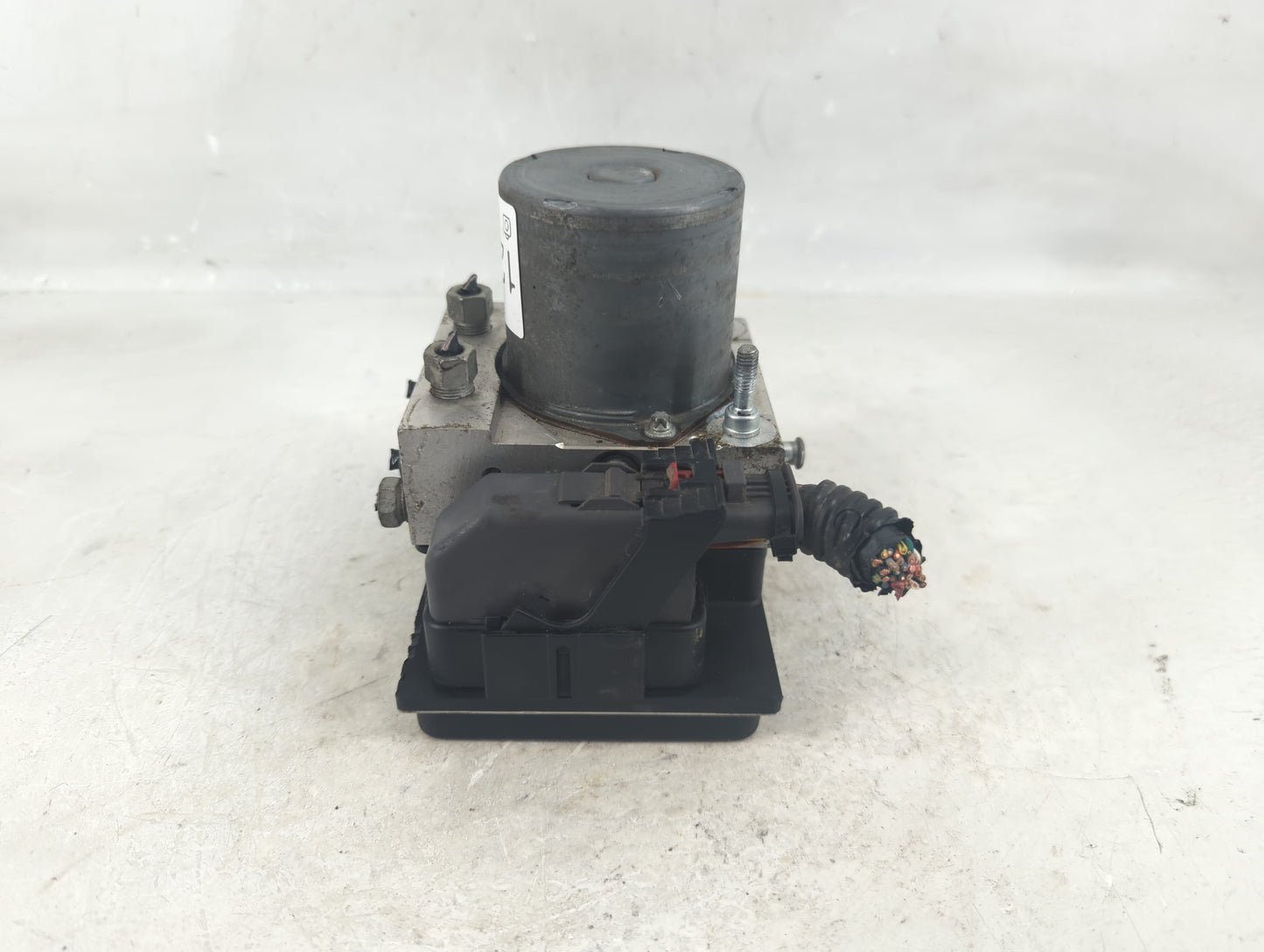 2012-2017 Gmc Acadia ABS Pump Control Module Replacement Fits Fits 2012 2013 2014 2015 2016 2017 OEM Used Auto Parts - Oemus