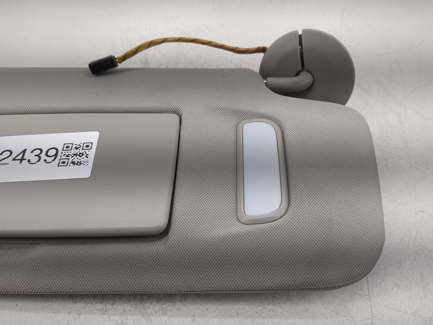 2007-2017 Gmc Acadia Sun Visor Shade Replacement Passenger Right Mirror Fits OEM Used Auto Parts - Oemusedautoparts1.com