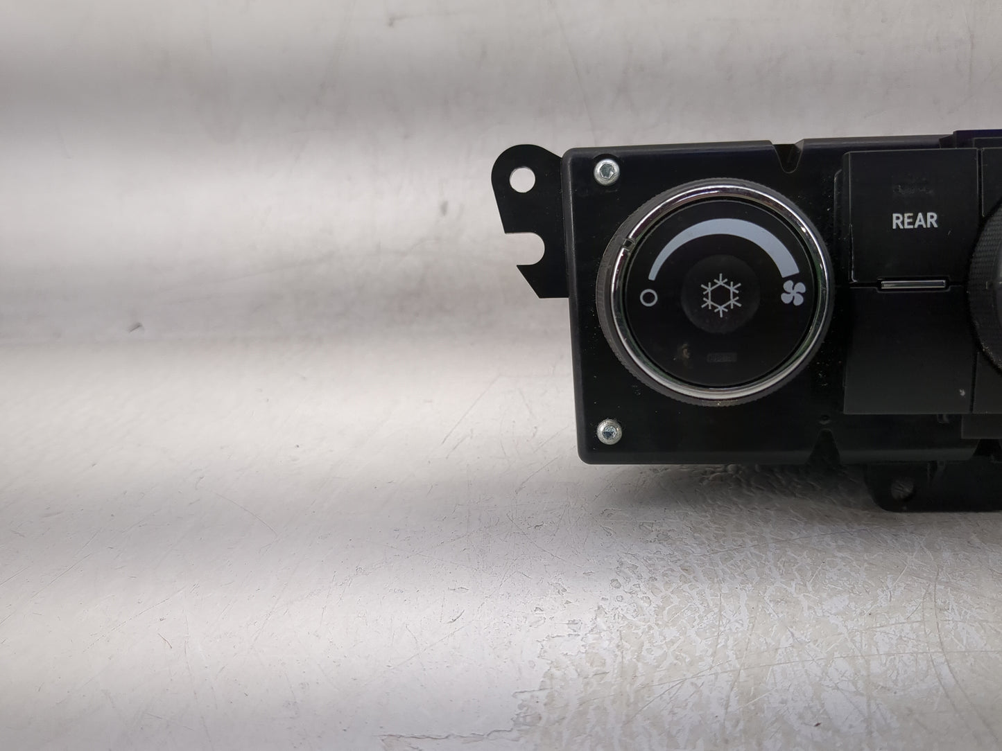 2013-2016 Gmc Acadia Climate Control Module Temperature AC/Heater Replacement P/N:22969801 Fits Fits 2013 2014 2015 2016 OEM