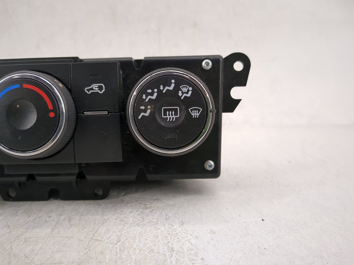 2013-2016 Gmc Acadia Climate Control Module Temperature AC/Heater Replacement P/N:22969801 Fits Fits 2013 2014 2015 2016 OEM