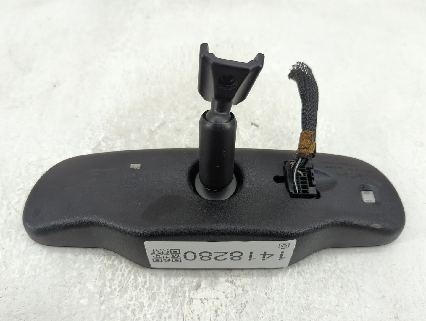 2009-2017 Gmc Acadia Interior Rear View Mirror Replacement OEM P/N:22915243 Fits OEM Used Auto Parts - Oemusedautoparts1.com