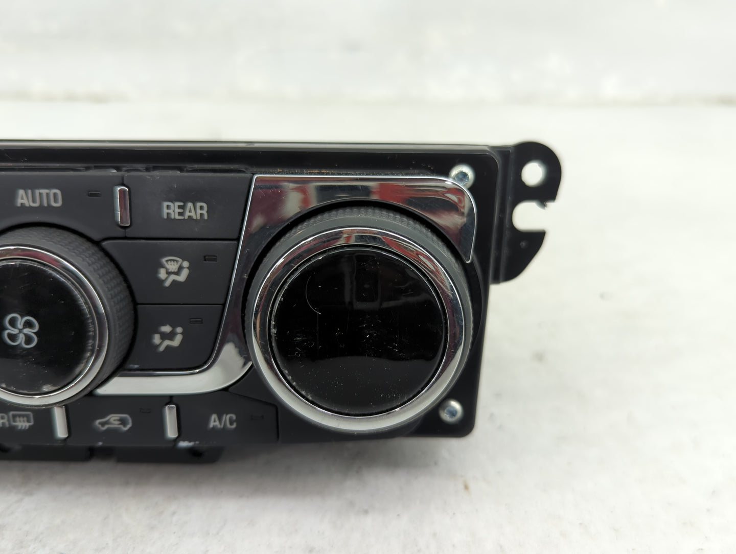 2013-2017 Gmc Acadia Climate Control Module Temperature AC/Heater Replacement P/N:23158334 3239800000000X Fits OEM Used Auto
