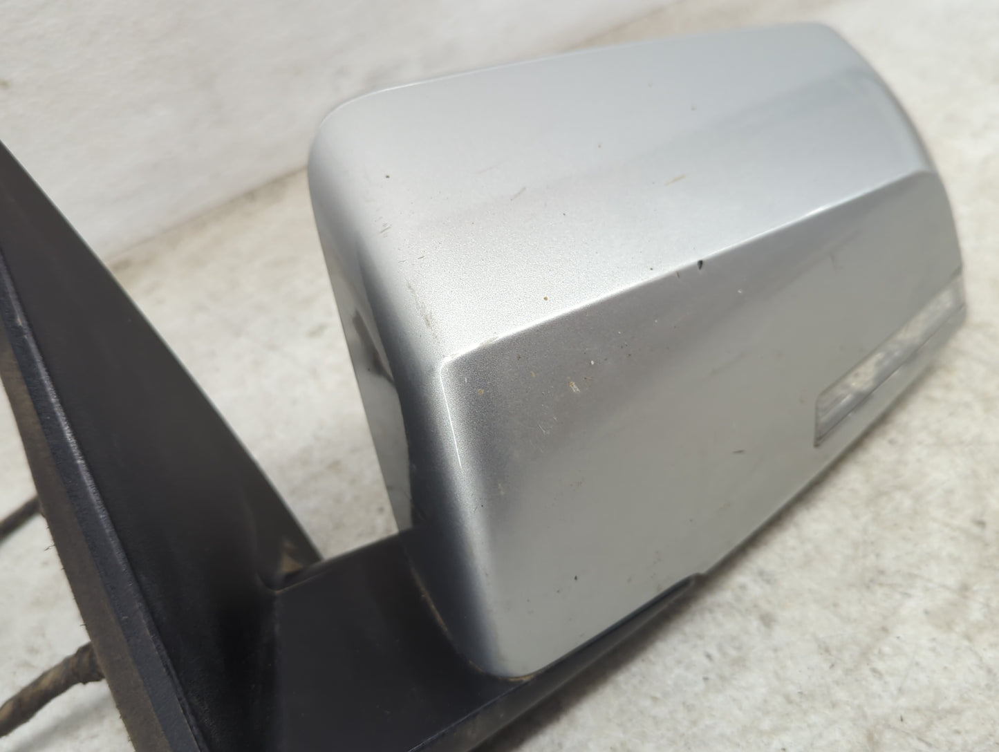 2015 Gmc Acadia Driver Side View Mirror - Left Door Mirror OEM Used - Oemusedautoparts1.com