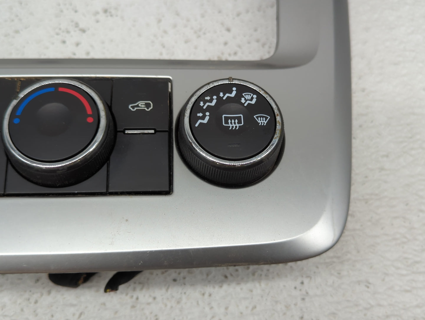 2013-2016 Gmc Acadia Climate Control Module Temperature AC/Heater Replacement P/N:22969801 Fits Fits 2013 2014 2015 2016 OEM