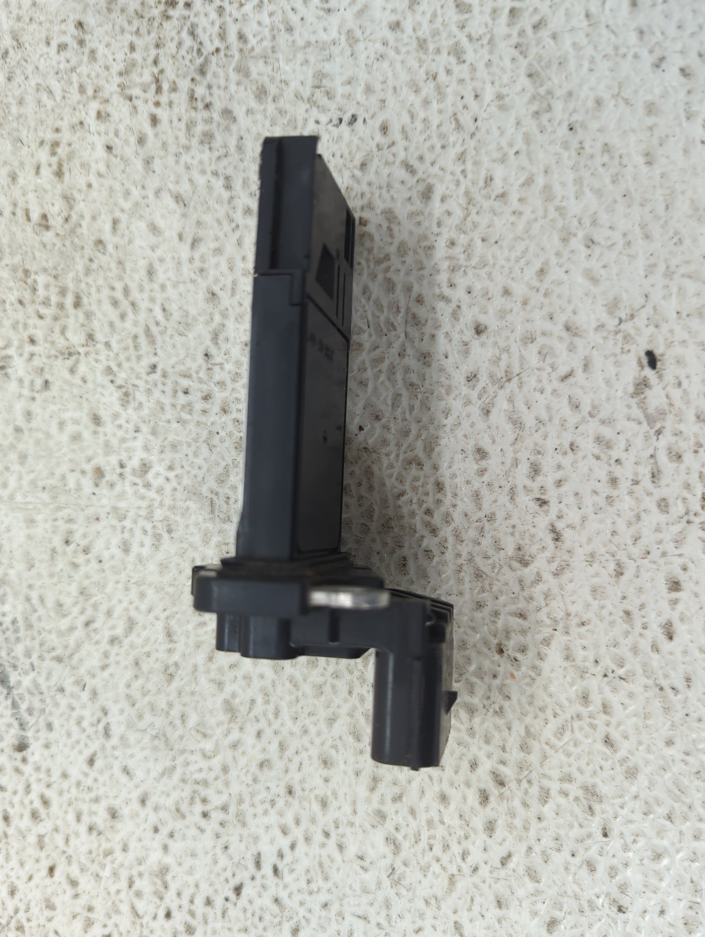 2012-2022 Gmc Acadia Mass Air Flow Meter Maf 1486183 - Oemusedautoparts1.com